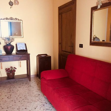 B&B Il Tulipano Sul Lago Colle di Tora Exterior foto