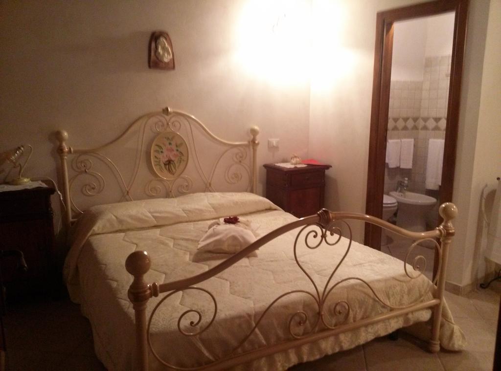 B&B Il Tulipano Sul Lago Colle di Tora Zimmer foto